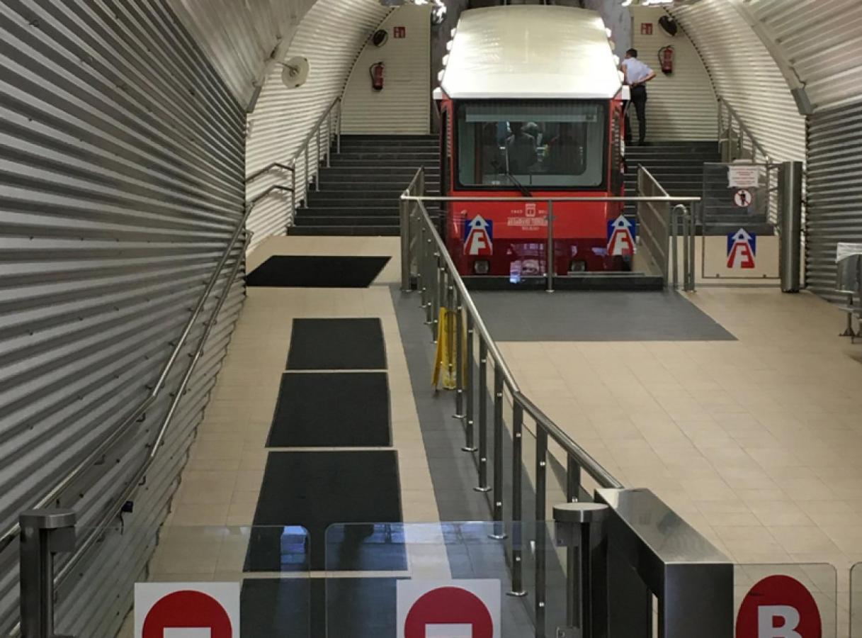毕尔巴鄂Calida Vivienda Turistica Centrica Junto Al Funicular Y Metro公寓 外观 照片
